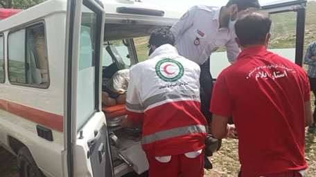 نجات مرد ۶۵ ساله در ارتفاعات روستای گله دار شهرستان بدره