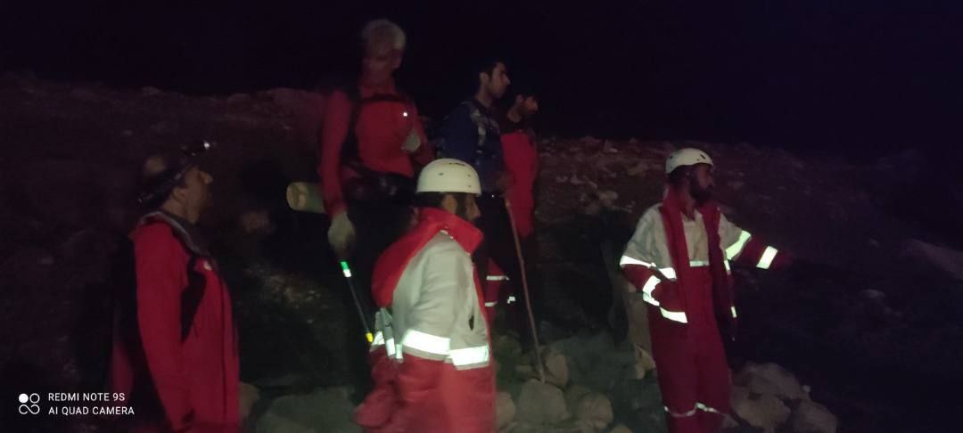 نجات گردشگران گم شده در ارتفاعات زاگرس