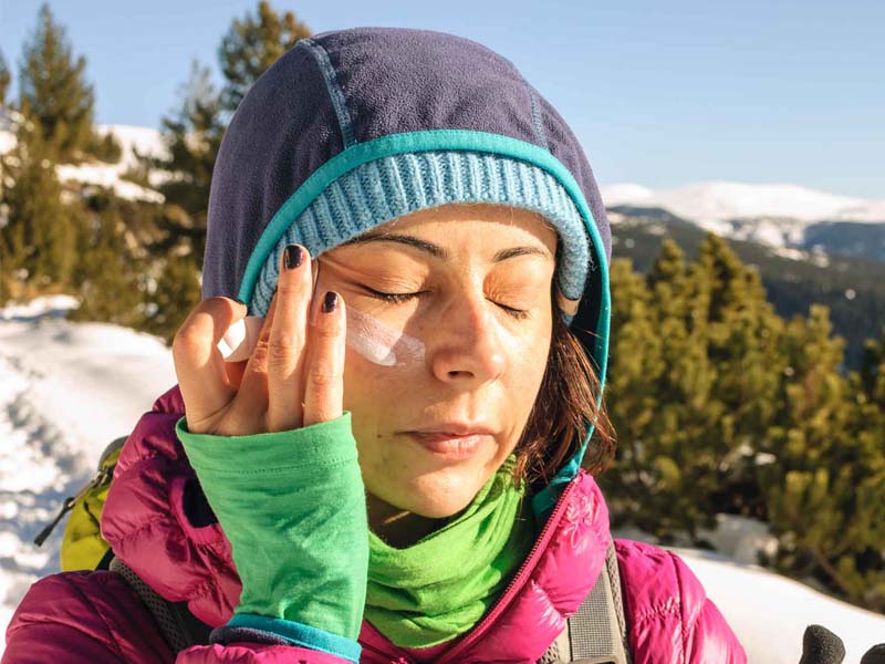 ضدآفتاب مناسب در پیشگیری از آفتاب سوختگی در ورزش کوهنوردی