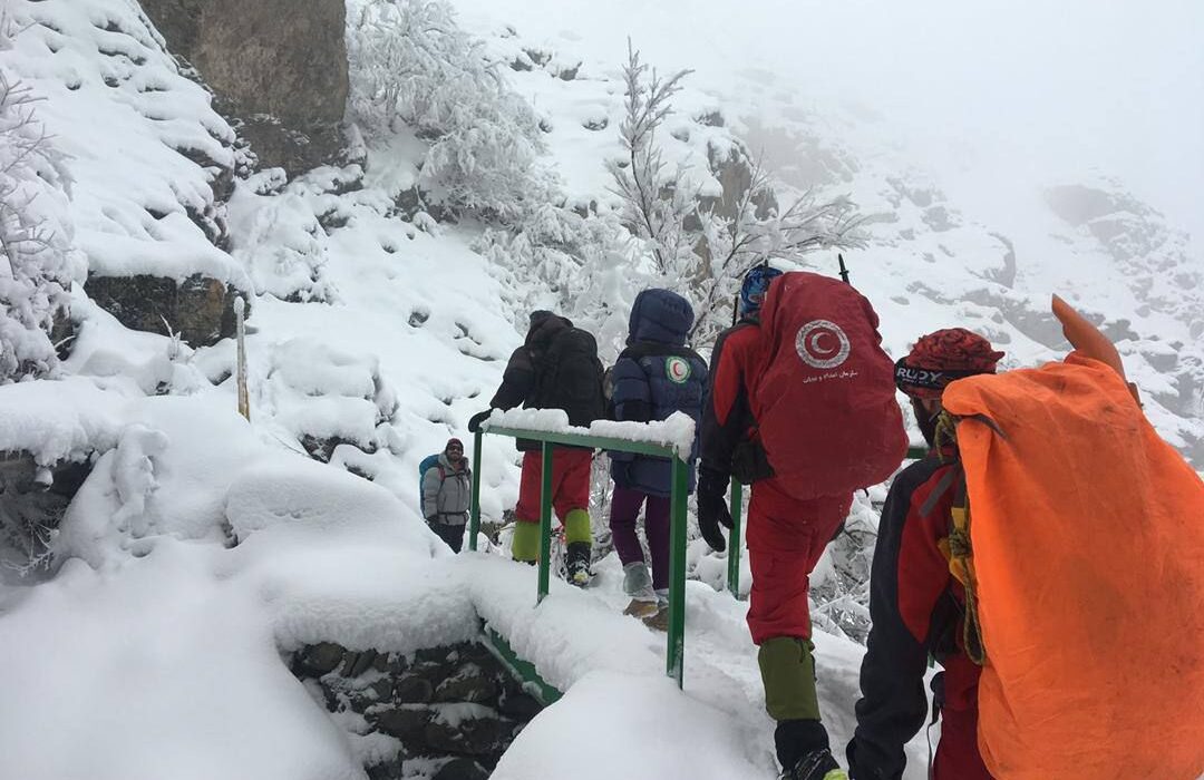 نجات جان زن کوهنورد تهرانی پس از ۱۴ ساعت تلاش نجاتگران