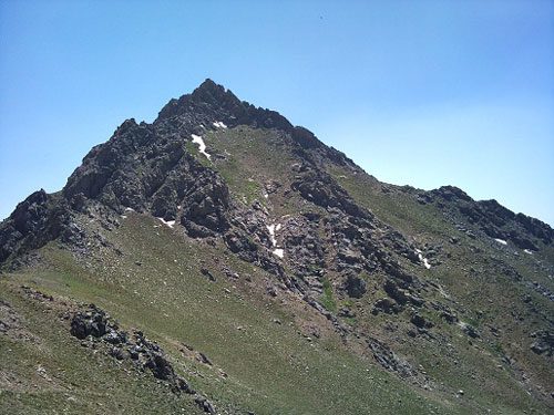 آشنایی مختصر با قله قزل ارسلان 