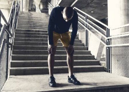 علت نفس تنگی هنگام بالارفتن از پله ها
