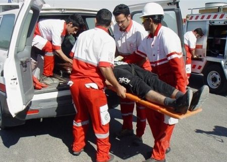 امدادرسانی هلال احمر شمیرانات به کوهنورد حادثه دیده در ارتفاعات شمال تهران
