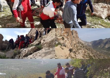 نجات فرد ۴۰ ساله در ارتفاعات کوه رنو