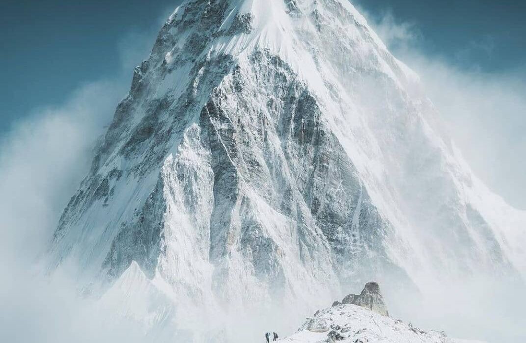 تیم ۷ نفره امداد و نجات کوهستان ازنا به قله کلجنو جن اشترانکوه اعزام شدند