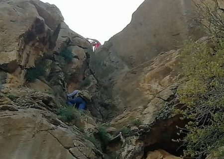 نجات فرد ۳۳ ساله در ارتفاعات پرآو