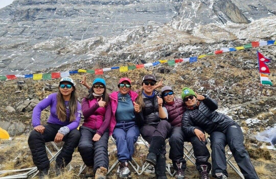 ۶ بانوی نپالی موفق به صعود