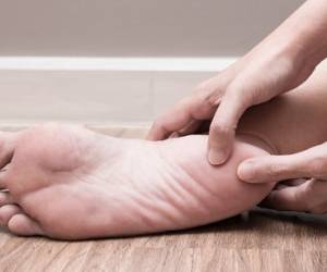 تاثیر ماساژ پا در کاهش انواع دردها