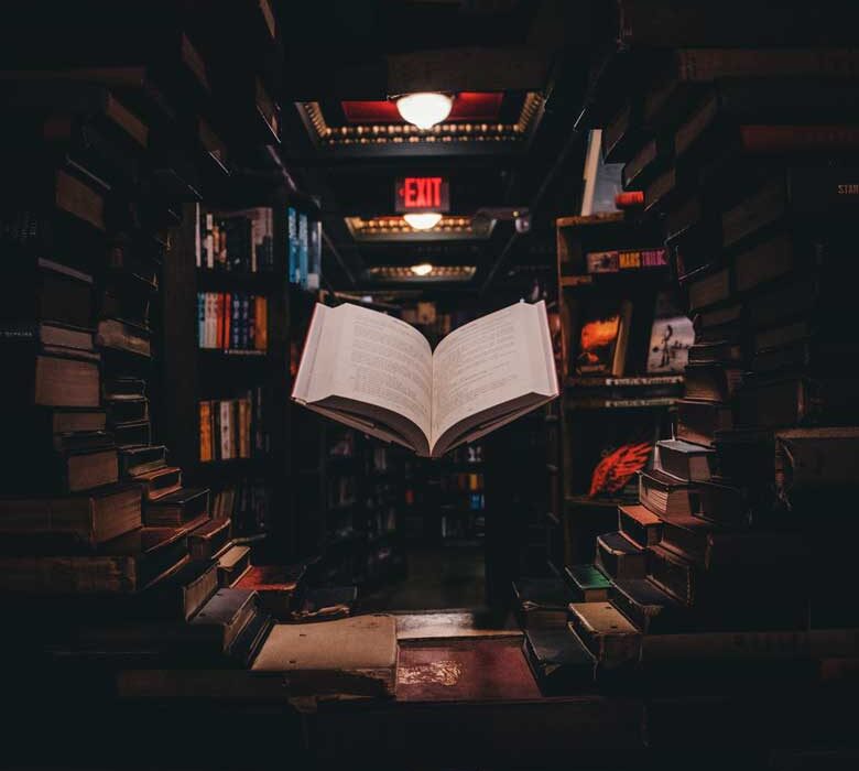 کتاب کوه تنهای …فرودگاه