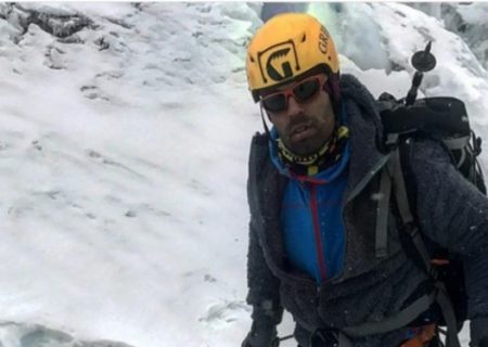 صعود کوهنورد ایرانی به قله ۸۱۶۷ متری  دائولاگیری در ابهام