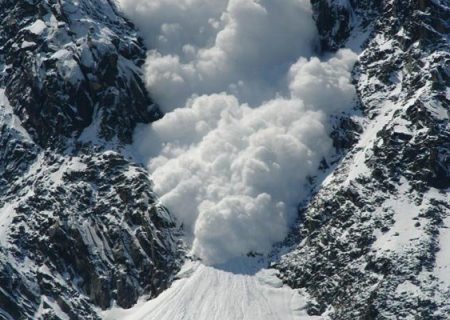 فصل بهار و زمستان اوج ریزش بهمن