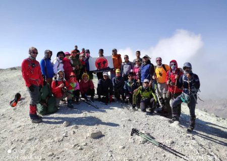 گزارش برنامه صعود گروه کوهنوردی همسنگار به قله تفتان