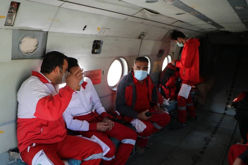 اعزام ۱۴ تیم امداد هوایی و زمینی هلال احمر در جست‌وجوی مفقودین در گلباف کرمان