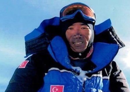رکورد صعود به اورست شکسته شد