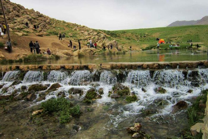 چشمه کوهرنگ 