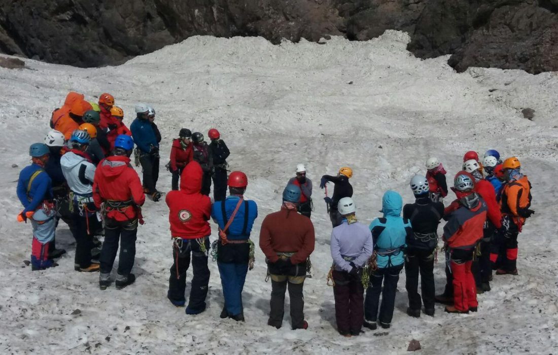 ممنوعیت برگزاری هرگونه دوره آموزشی برف در منطقه «برفچال خور»