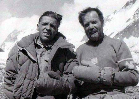 در اولین صعود K2 چه گذشت؟