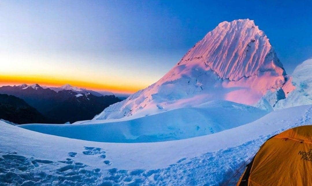 سالروز نخستین صعود آلپامایو