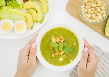 نقش تغذیه وجایگزینی مایعات از دست رفته در ریکاوری بعد ازکوهنوردی
