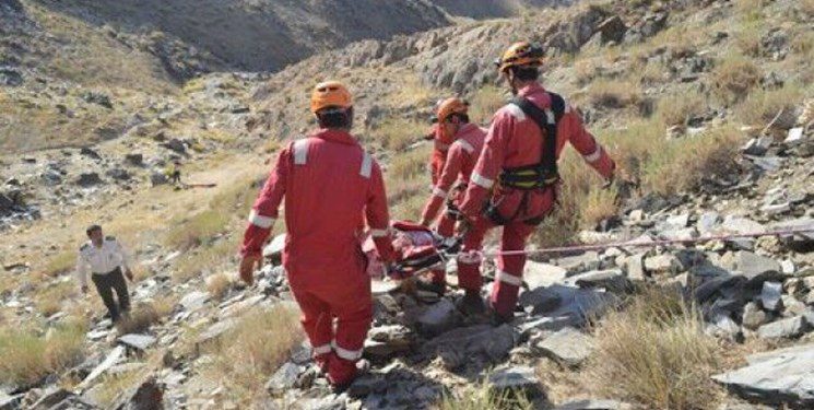 پیدا شدن جسد کوهنورد تنگستانی پس از ۱۱ روز جستجو