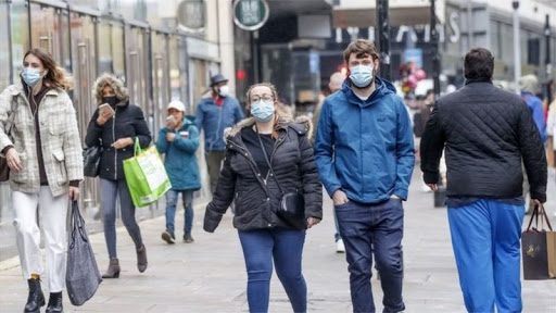 مقررات ماسک و فاصله‌گذاری در انگلستان به پایان می‌رسد