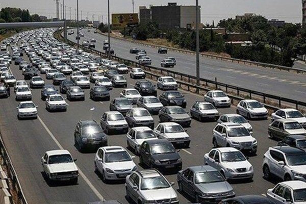 جاده چالوس همچنان بسته است/ ترافیک سنگین در آزادراه قزوین – رشت