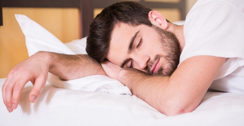 با شکم گرسنه نخوابید