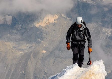 کوهنوردی ، ورزشی است ” انسان ساز ”