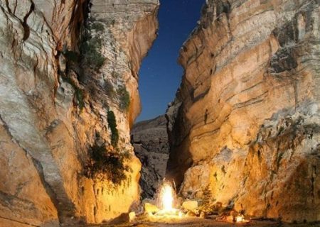 غار بنوو از عجایب شگفت ایران در دل کوه گاوبست لارستان