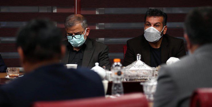 مومنی:آجورلو رئیس هیات مدیره شد تا همدل تر کار کنیم/شاید اسپانسر استقلال تغییر کند