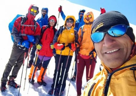 فتح بلندترین قله ترکیه توسط کوهنوردان خوزستانی