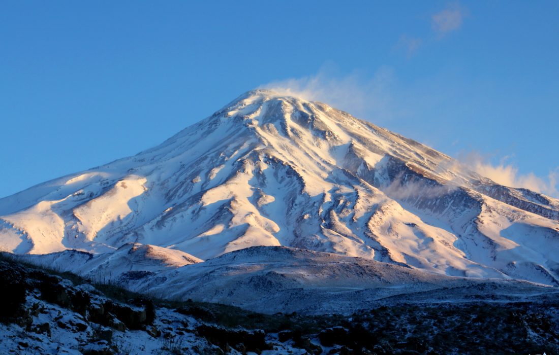 قله دماوند ‌بهشت کوهنوردان است