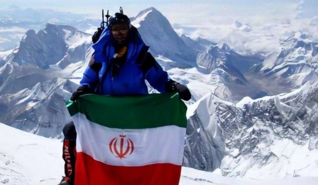 سالروز تولد نیما یزدی‌پور