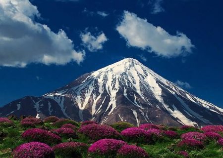 گزارش برنامه صعودبه قله دماوند(بلندترين قله ايران)