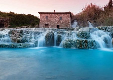 چشمه‌های آبگرم ساتورنیا، ایتالیا