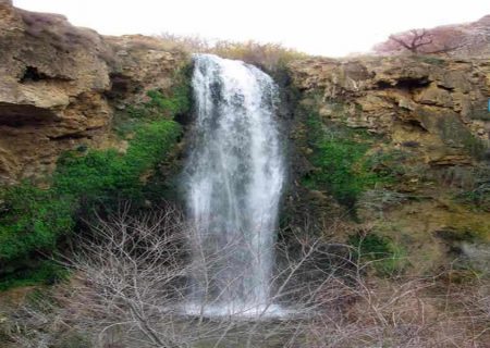 چشمه، تنگه و آبشار کلات