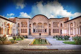  قصر منشی، جامانده از دوران صفوی