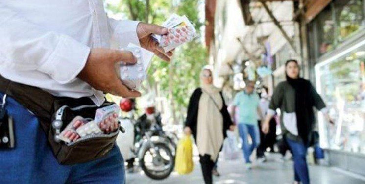 ورود جدی دادستانی کرمانشاه برای برخورد با قاچاق دارو/ «میدان آزادی» پاکسازی شود