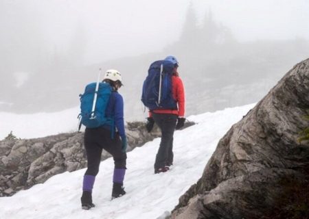چهار کوهنورد گم شده در ارتفاعات قزوین نجات یافتند