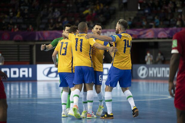 برزیل با شکست قزاقستان به عنوان سوم جام جهانی فوتسال رسید