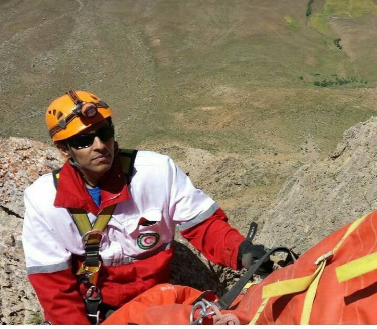 معرفی یک ایثارگر امداد و نجات کوهستان