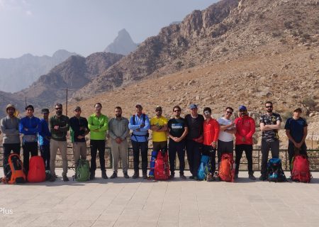 دوره کارآموزی کوهپیمایی در بندرعباس برگزار شد