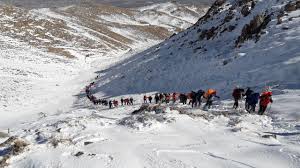 گزارش برنامه “صعود به قله چهارشاخ”