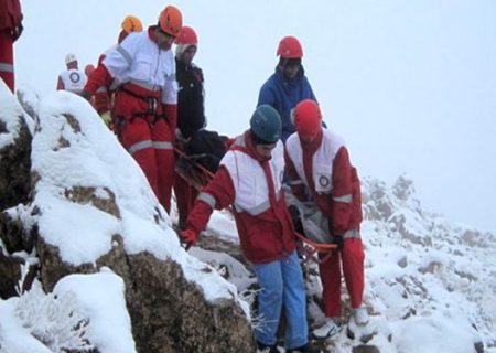از گرفتاری در دنا و دامغان تا مفقودی در توچال و مصدومیت کوهنورد ۶۳ ساله در دربند
