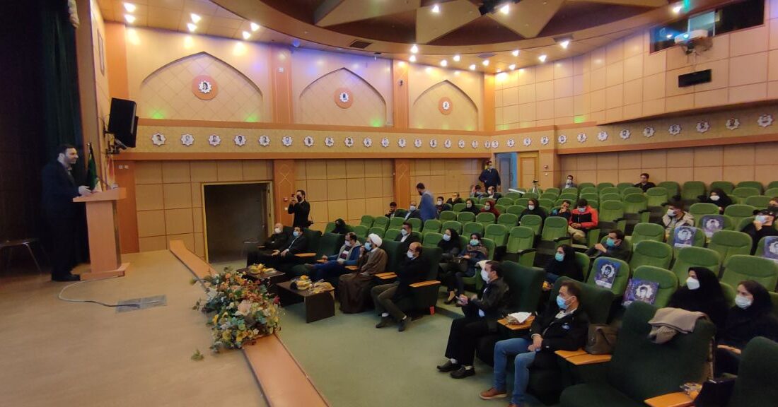 نشست راهنمایان گردشگری همدان با شهردار و شورا