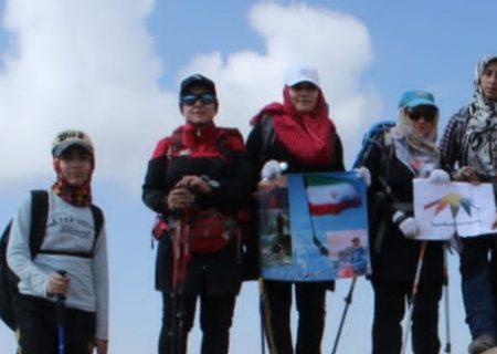 برگزاری همایش های کوهپیمایی باشگاه‌های تابعه هیئت استان «قم» به مناسبت روز «کوهنوردی»