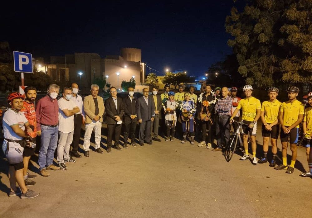 مراسم استقبال از  دوچرخه سوار هیمالیانورد در بندرعباس