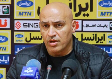 منصوریان: شرایط جدول برای هر دو تیم مهم است/سپاهان باید نتیجه بگیرد اما نه در بازی فردا