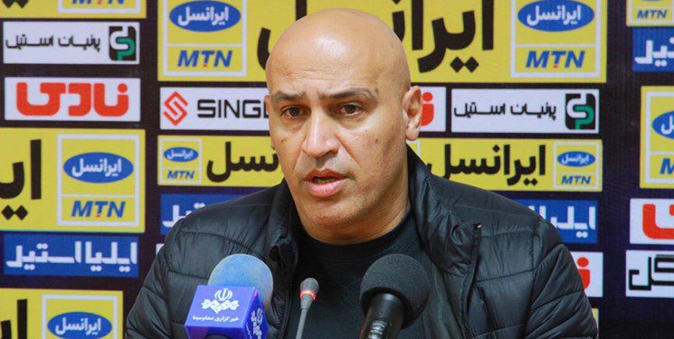 منصوریان: شرایط جدول برای هر دو تیم مهم است/سپاهان باید نتیجه بگیرد اما نه در بازی فردا