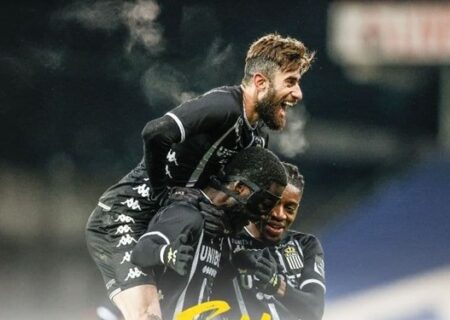 لیگ فوتبال بلژیک| پیروزی شارلروا در شبی که قلی زاده پاس گل داد